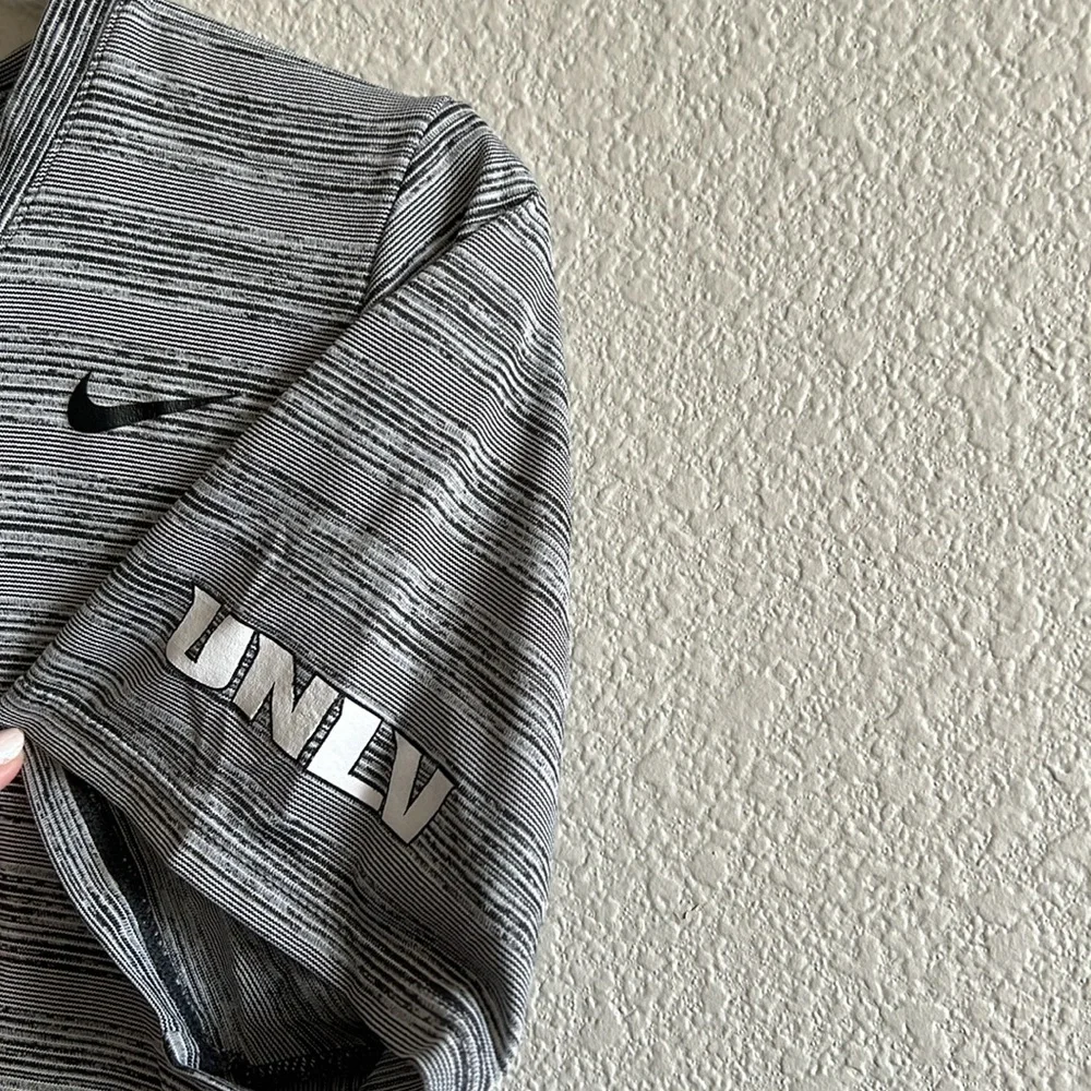 Nike unlv minimal